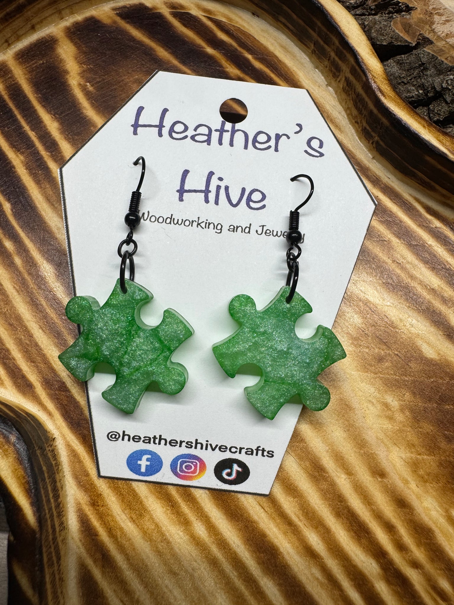 Puzzle piece resin earrings-1