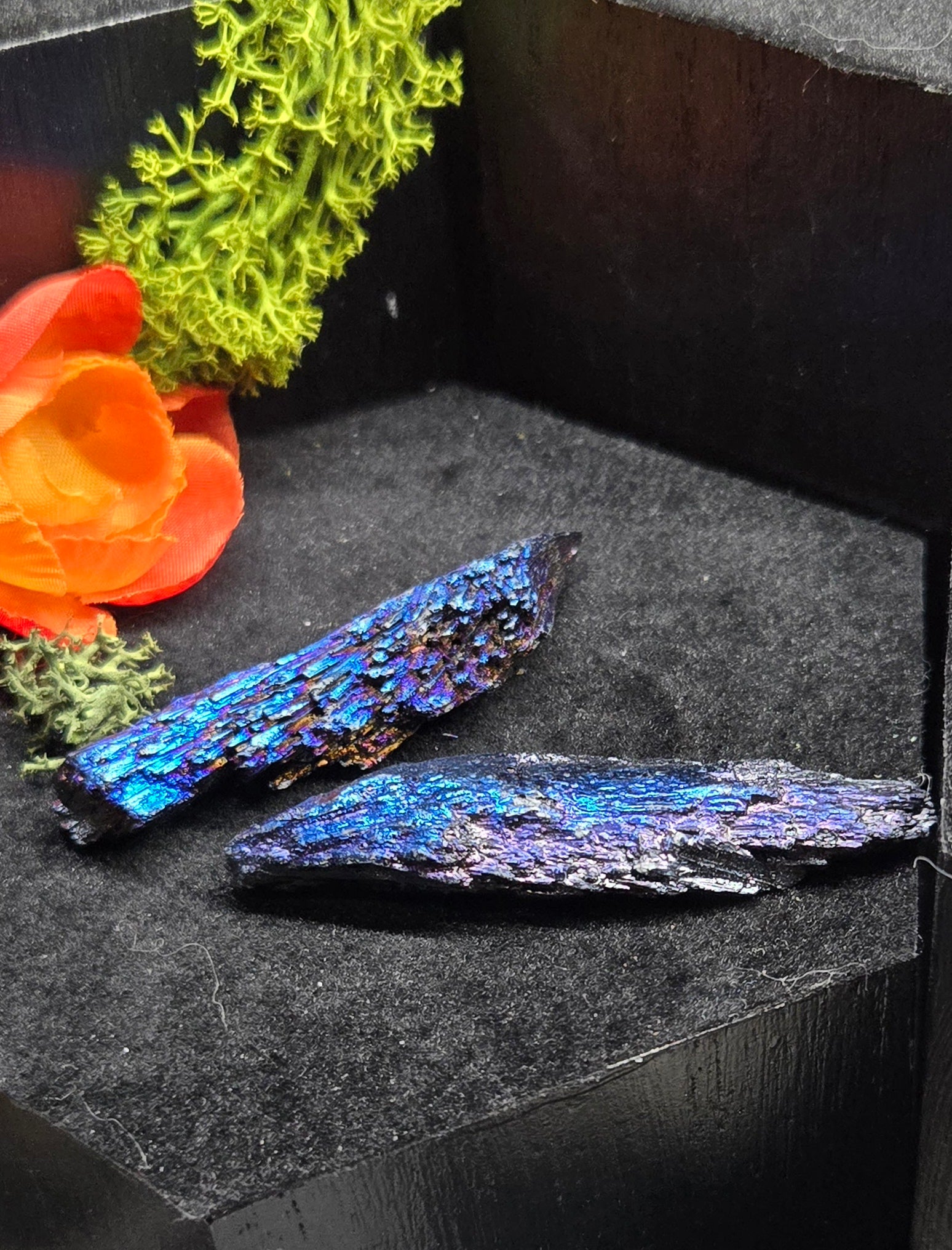 Rainbow titanium kyanite